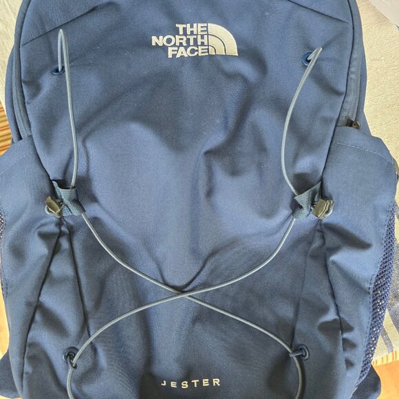 The North Face Jester Everyday Laptop Backpack - Picture 14 of 14